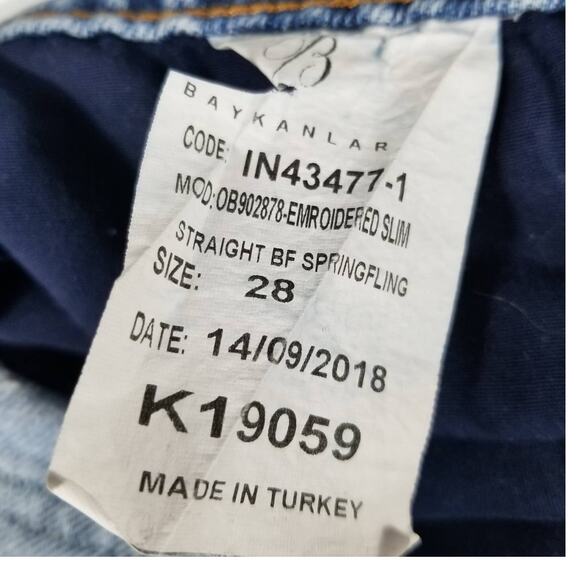 Baykanlar We The Free Boyfriend  Embroidered Spring Fling Distressed Jeans 28 - Picture 7 of 7